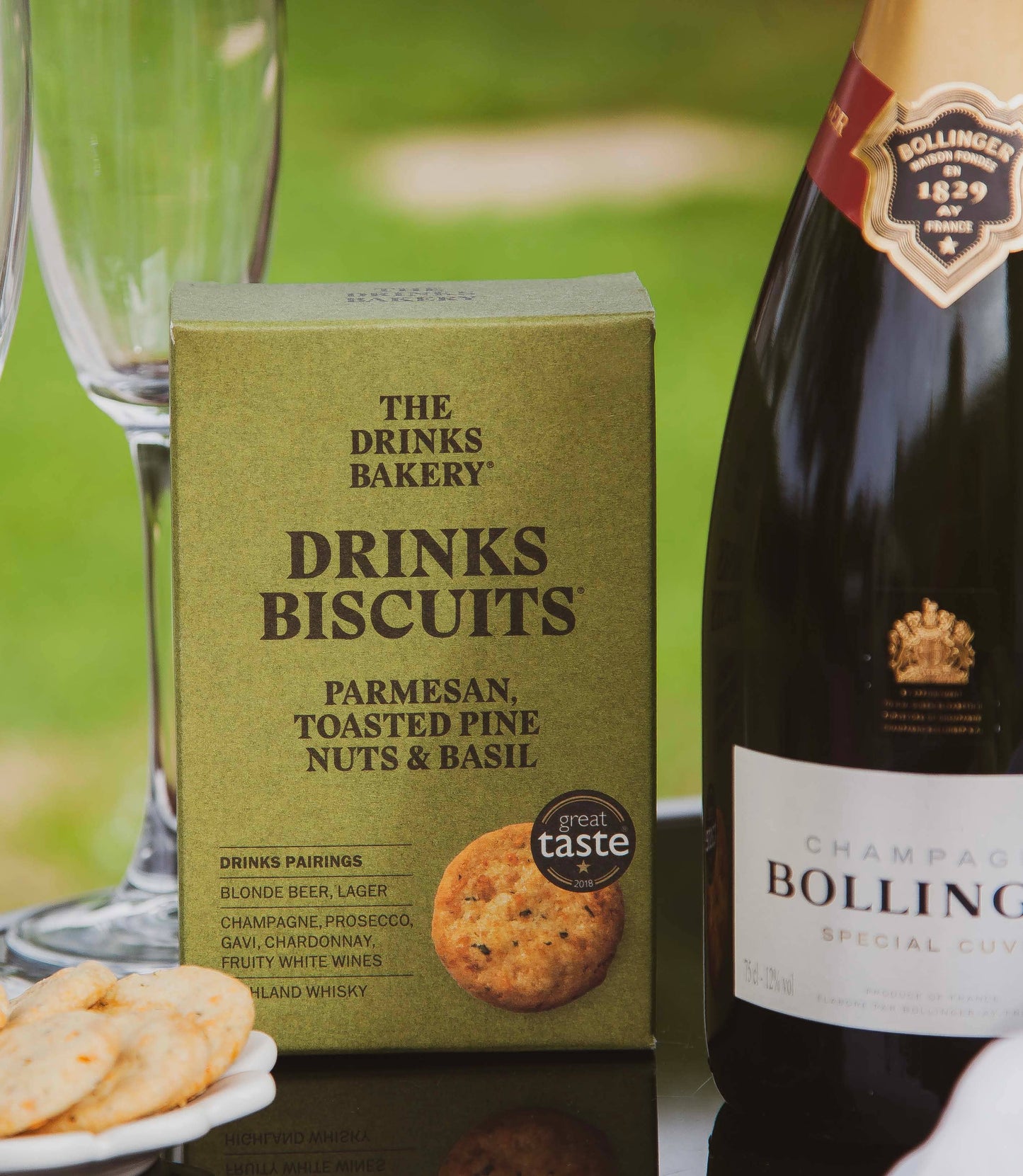 Drinks Biscuits - Parmesan Cheese & Sweet Basil 110g