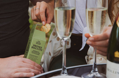 Drinks Biscuits - Parmesan Cheese & Sweet Basil 110g